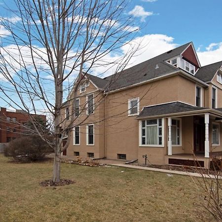 Minnestay-Mach Manor Minneapolis Exterior photo