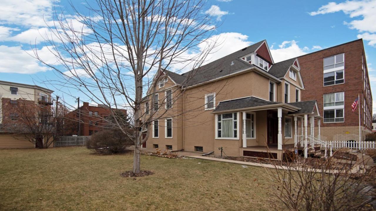 Minnestay-Mach Manor Minneapolis Exterior photo