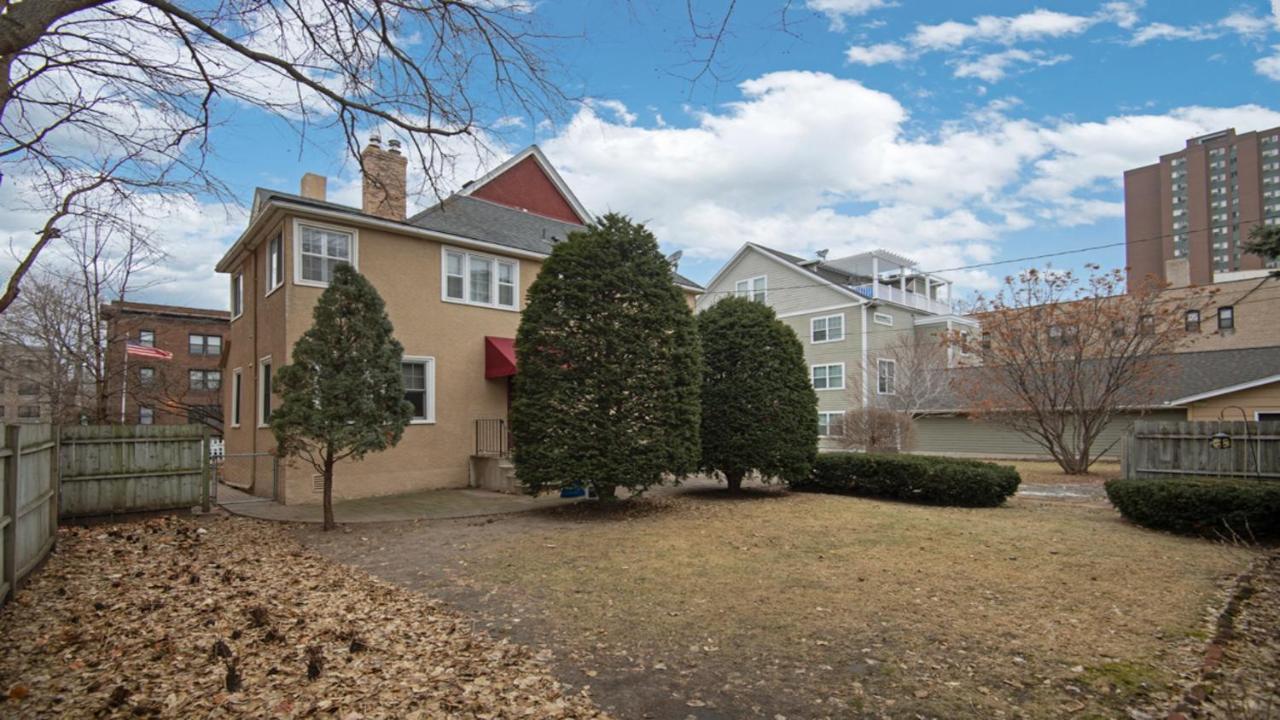 Minnestay-Mach Manor Minneapolis Exterior photo