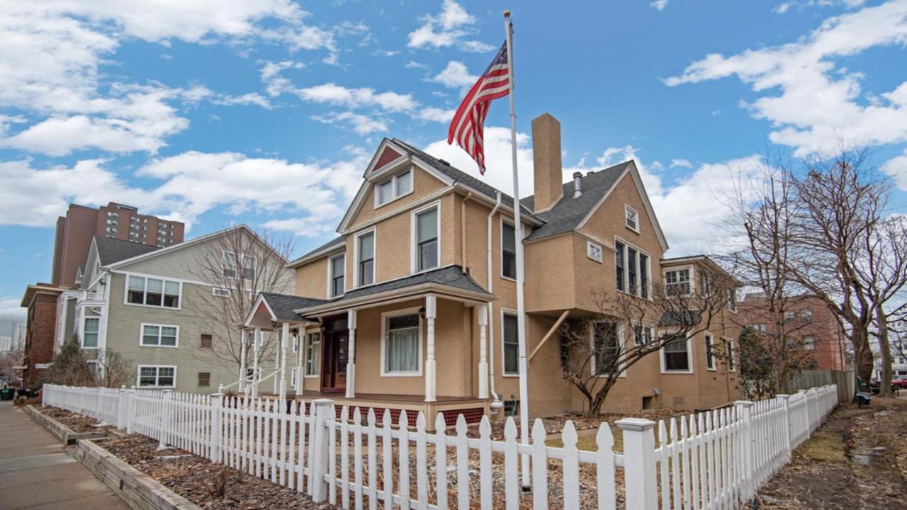 Minnestay-Mach Manor Minneapolis Exterior photo