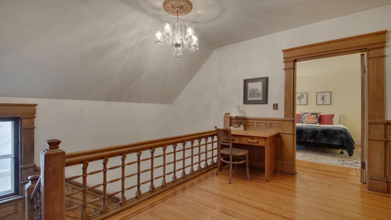 Minnestay-Mach Manor Minneapolis Exterior photo