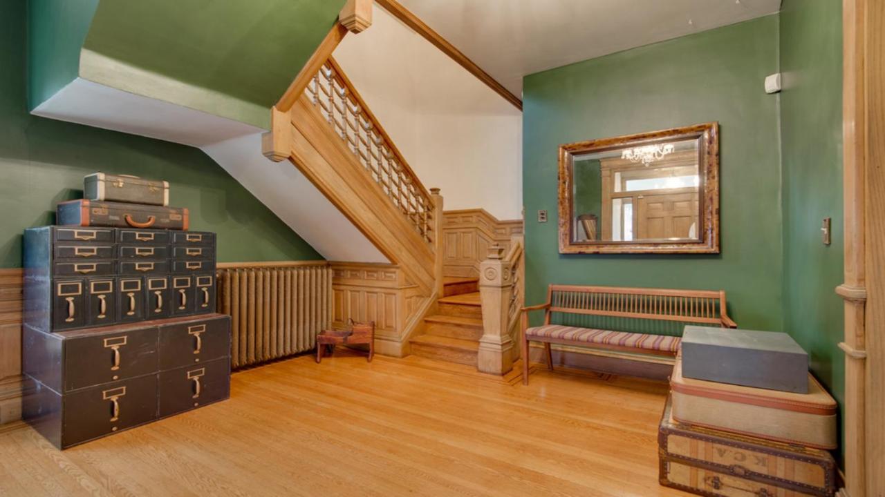 Minnestay-Mach Manor Minneapolis Exterior photo